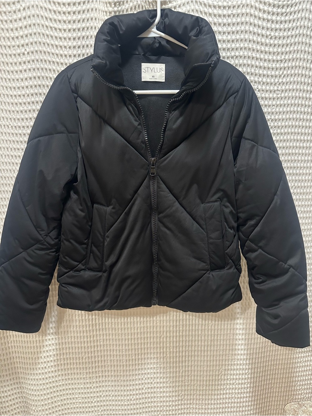 EUC STYLUS Women’s Black Quilted Puffer Coat - XS